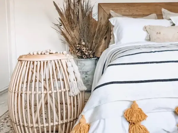 Handwoven Moroccan PomPom Blanket – 100% Cotton Throw for Boho & Cozy Decor