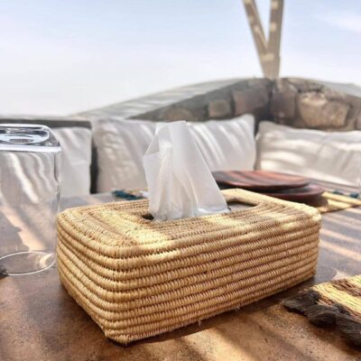 27e02f234920e853d89125807c03a587a04397e8eecf687e181c9d6425b39347-1.jpeg Handwoven Raffia Tissue Box Cover – Boho Natural Home Decor