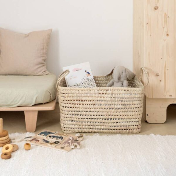 366fd48b76cb99962bf00a4ce04070b8c9bc2ad3ed81636a054b799ce6e403fc-2.jpeg Large Handwoven Palm Leaf Storage Basket – Moroccan Home Organizer