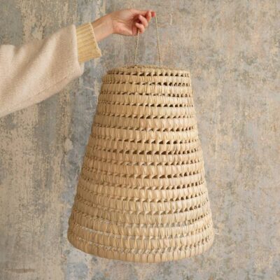 3c10124fdb581d4df7e82fda48aa8b1889ddaf1f5ca10754c3fc3a5baabeecc2-1.jpeg Handwoven Palm Leaf Pendant Light – Moroccan Boho Ceiling Lamp