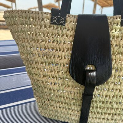 6400339c1c763750b4f6d5139434e948e6f171bb46b96468d54f7ee7f2a87e74-1.jpeg Traditional Moroccan Doum Basket: Artisan Elegance