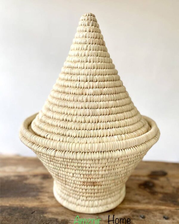 7fc95c6a365a0287085a28a8d80802a9b4550eba7b7d0d55c5fed95f49b6fdb7-1.jpeg Artisanal Moroccan Basket: Handcrafted Elegance 🌸