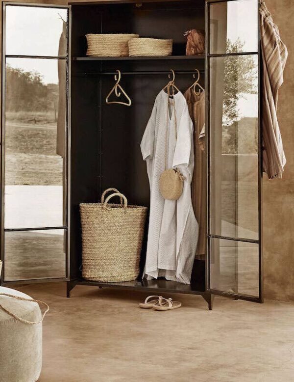 902a69f937a40faad0503e8918d7a2c89402ba3132d89df2132c304bf9bb07cb-1.jpeg Handwoven Palm Leaf Laundry Basket – Large Moroccan Storage Hamper