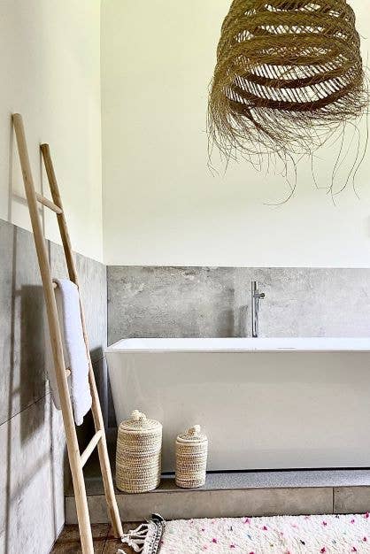 9793711d74725fea03c5bc5990fcd767e16deccecf4d4100bca042648b3c9b59-1.jpeg Seagrass Lampshade