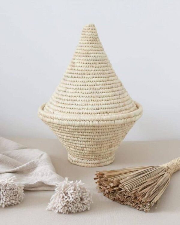 9a01d4e64f6cc1fe490a64ad2fb1d571dc3056f06b0fd06efc57b1411ee08ad1-1.jpeg Artisanal Moroccan Basket: Handcrafted Elegance 🌸