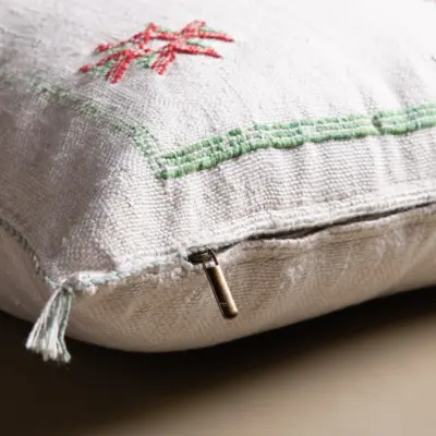 CSS14SH-5.webp Handmade Cactus Silk Cushion Cover – Vintage Bohemian Berber Pillow