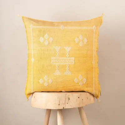 CSS48SHC_5055.webp Handmade Cactus Silk Cushion Cover – Vintage Bohemian Berber Pillow