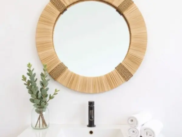 Moroccan-Straw-Hanging-Wall-Mirror-5.webp Moroccan Straw Hanging Wall Mirror – Handmade Boho Raffia Frame (Small & Medium Sizes)