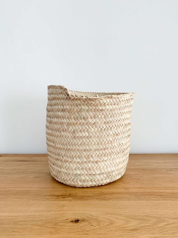 Panier-a-poser-en-osier-1-scaled-2-1.jpg Small Wicker Table Basket – Handwoven Decorative Tray (10/18 cm)
