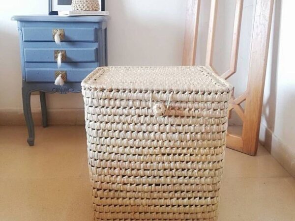 a28532f1107a6e8f6f60e033ffd2a723b042c2bc8d181be70b40c6b63e60b81b-1.jpeg Square Palm Leaf Storage Basket