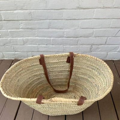 b2c56bfbdca9700662b0d55337b545efb767650245df2d5b86d23610c398b418-1.jpeg Handwoven Wicker Basket with Long Handles – Versatile Tote & Storage