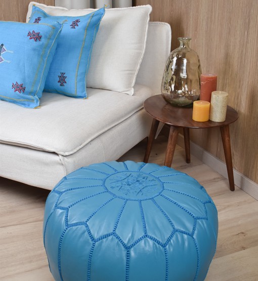 blauwe-poef-1.jpg Leather Pouffe – Turquoise | 55x35 cm Handcrafted Round Ottoman
