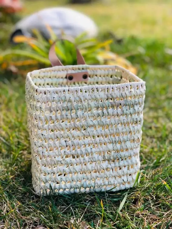 d0294c5e6881e177d8cd97cc511430c3f58ff3c0bffb94312154940e7c1fdc81-1.webp Duo of Woven Palm Fiber Baskets | Handmade Moroccan Wall Storage