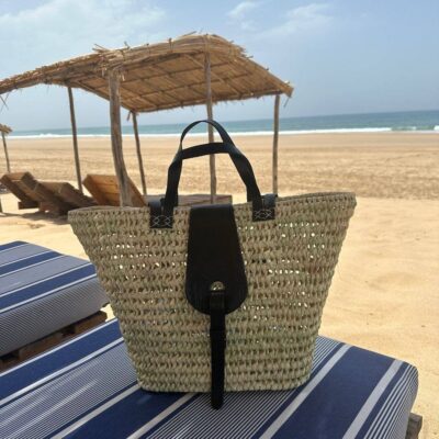 e4080a264886e1b4a00e4e62462520b62dd69ec88dc72a373e7e09a0882fb775-1.jpeg Traditional Moroccan Doum Basket: Artisan Elegance