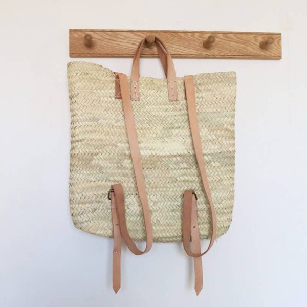 f8e2aa64fd0a1df657a9299e3574b38c6304772b8c385b437fe6565073623b4c-1.jpeg Handwoven Moroccan Straw Backpack – 2 Sizes, Adjustable Leather Straps