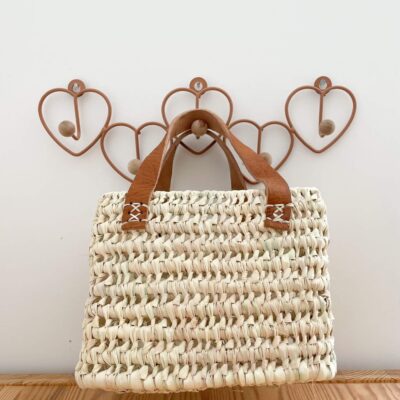 petit-panier-anse-en-cuir-1-1-1.jpg Small Handwoven Palm Leaf Basket with Leather Handles | 19x15x10 cm | Rectangular Storage Basket