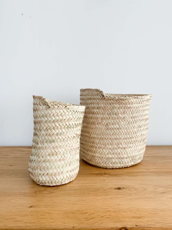 vase-osier-scaled-2-1.jpg Small Wicker Table Basket – Handwoven Decorative Tray (10/18 cm)